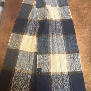 Tommy Hilfiger Wool Scarf